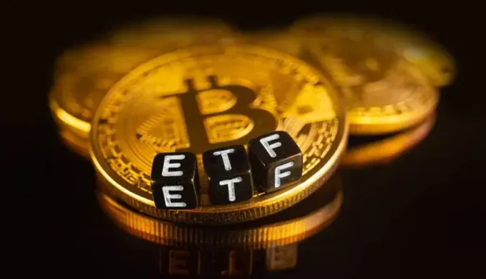 Bitcoin Spot ETFs Surpass 500